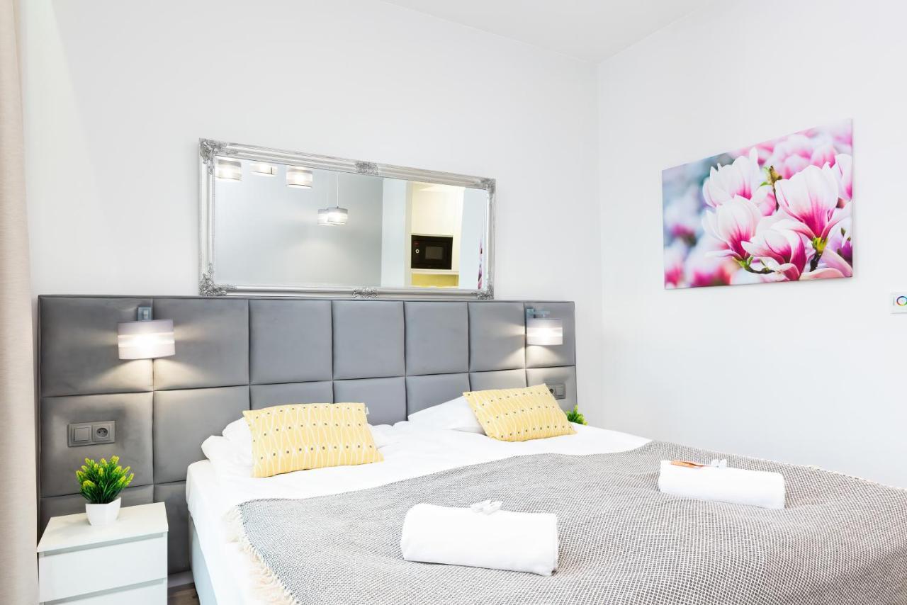 Warsaw Prymasa Tysiaclecia Business Centre By Noclegi Renters Kültér fotó